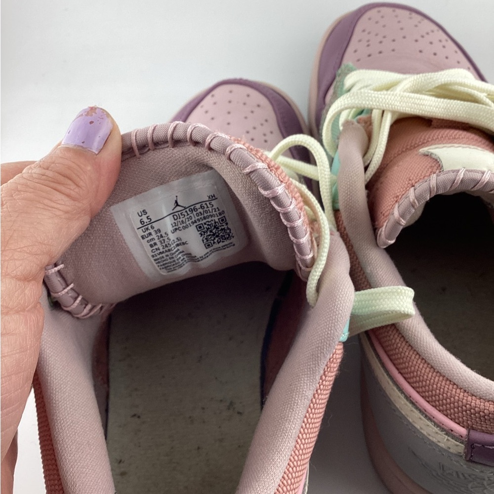 Nike Women's Multicolor Sneakers with Cream Accents - Picture 6 of 7